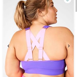Fabletics high impact plus sports bra
